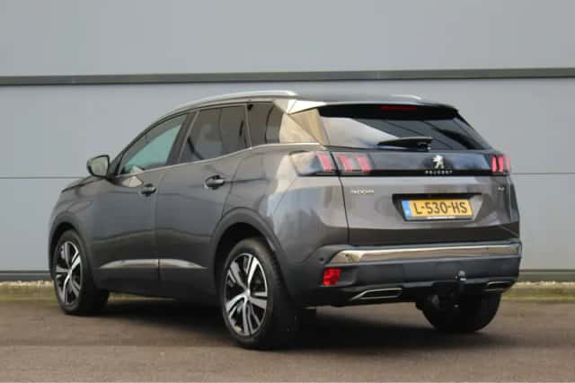 Peugeot 3008 (2021) thumbnail 6