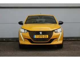 Peugeot e-208 (2023) thumbnail 5
