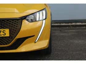 Peugeot e-208 (2023) thumbnail 6