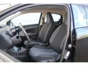 Peugeot 108 (2022) thumbnail 4
