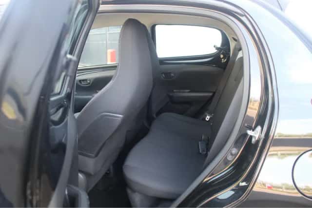 Peugeot 108 (2022) thumbnail 5