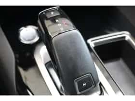 Peugeot 3008 (2020) thumbnail 16