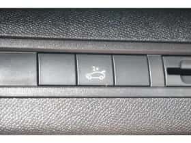 Peugeot 3008 (2020) thumbnail 18
