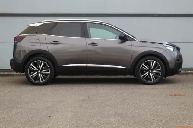 Peugeot 3008 (2020) thumbnail 4