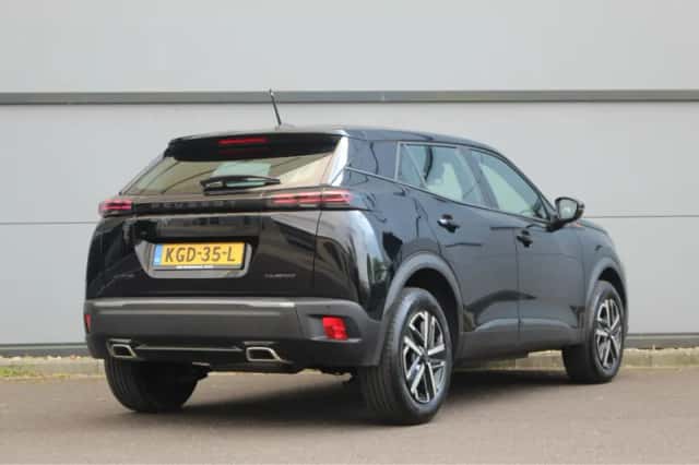 Peugeot 2008 (2025) thumbnail 2