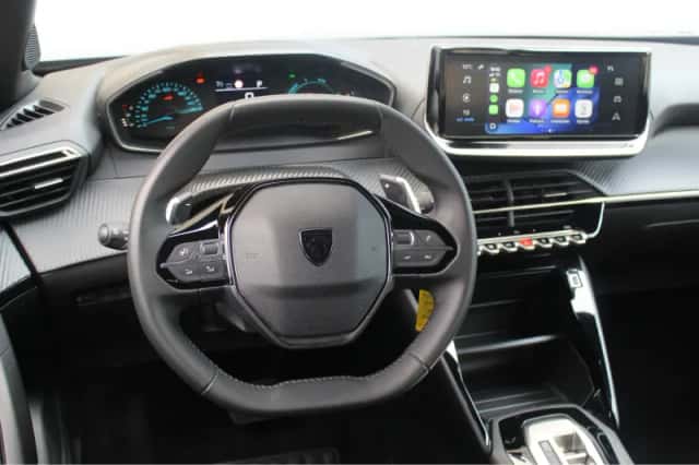 Peugeot 2008 (2025) thumbnail 3