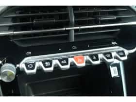 Peugeot 2008 (2025) thumbnail 25