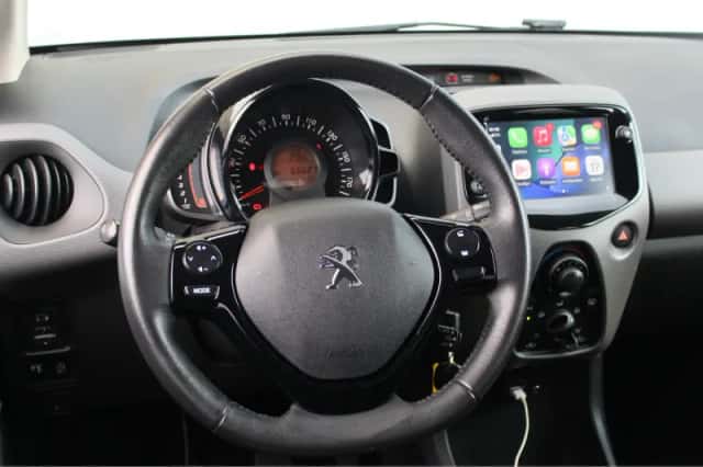 Peugeot 108 (2022) thumbnail 3