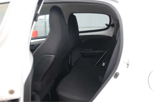 Peugeot 108 (2022) thumbnail 4