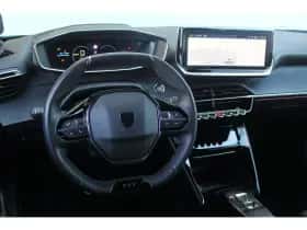 Peugeot e-2008 (2024) thumbnail 3