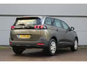 Peugeot 5008 (2020) thumbnail 2