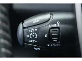 Peugeot 5008 (2020) thumbnail 17