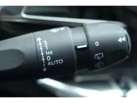 Peugeot 5008 (2020) thumbnail 20
