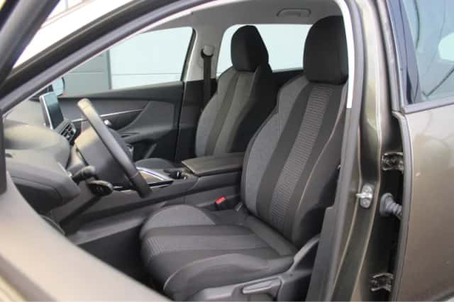 Peugeot 5008 (2020) thumbnail 5