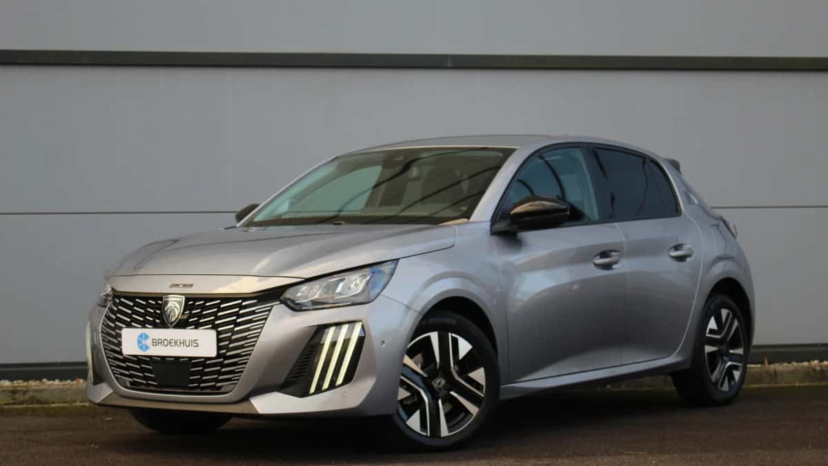 Peugeot 208 (2025) — foto 1