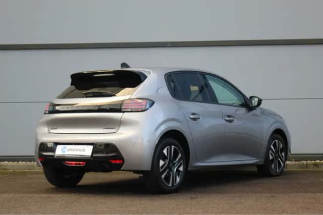 Peugeot 208 (2025) thumbnail 2