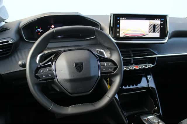 Peugeot 208 (2025) thumbnail 3