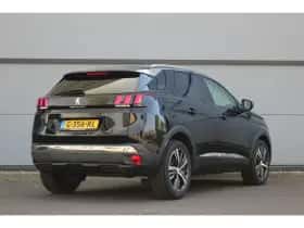 Peugeot 3008 (2019) thumbnail 2