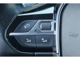 Peugeot 3008 (2019) thumbnail 17
