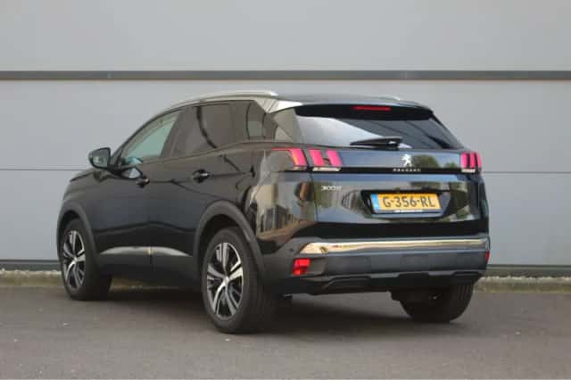 Peugeot 3008 (2019) thumbnail 3