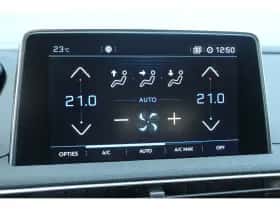 Peugeot 3008 (2019) thumbnail 23