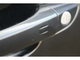 Peugeot 3008 (2019) thumbnail 36
