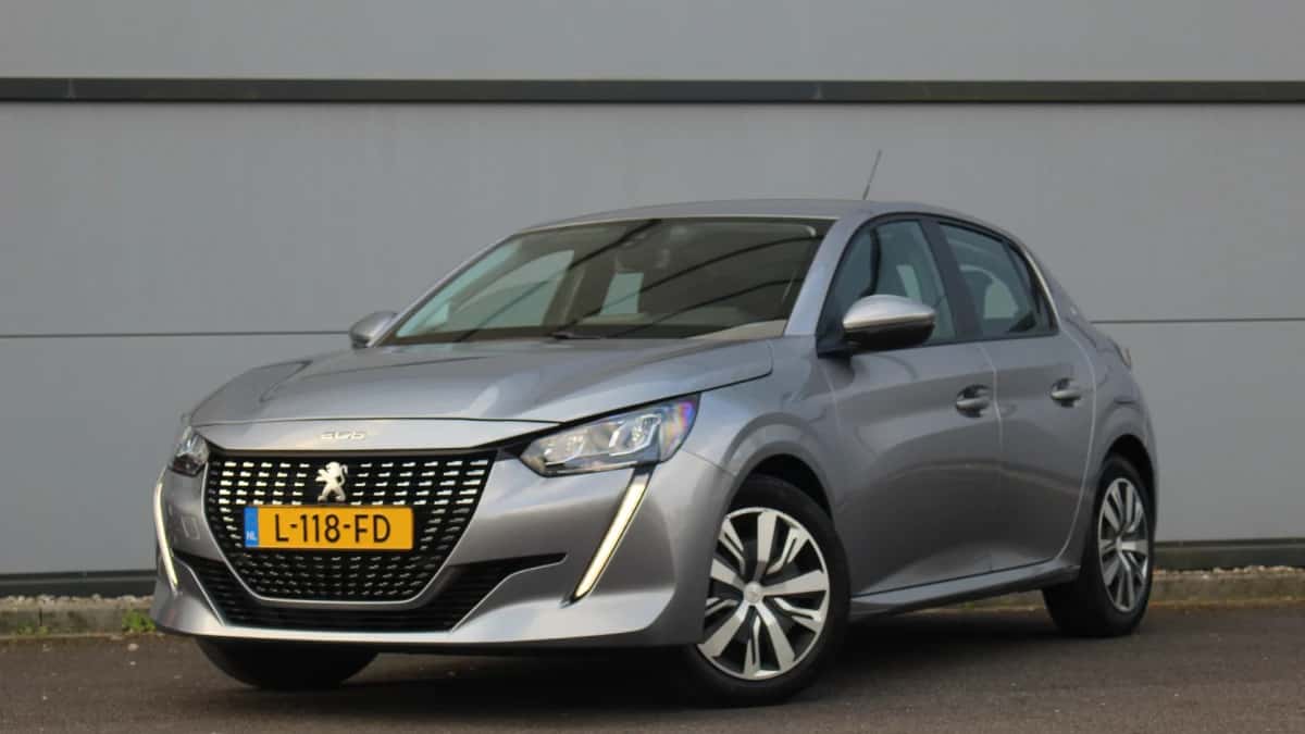 Peugeot 208 (2021) — foto 1
