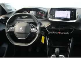 Peugeot 208 (2021) thumbnail 17