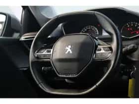Peugeot 208 (2021) thumbnail 18