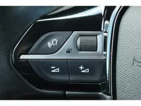 Peugeot 208 (2021) thumbnail 24