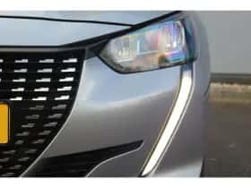 Peugeot 208 (2021) thumbnail 10