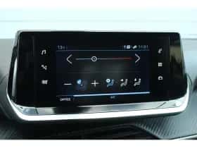 Peugeot 2008 (2020) thumbnail 29