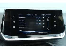 Peugeot 2008 (2020) thumbnail 32