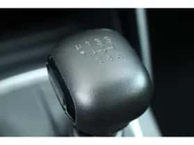 Peugeot 2008 (2020) thumbnail 34