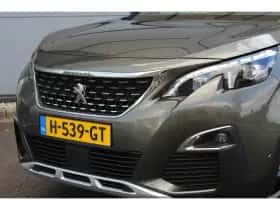 Peugeot 3008 (2020) thumbnail 2
