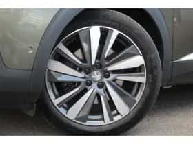 Peugeot 3008 (2020) thumbnail 11
