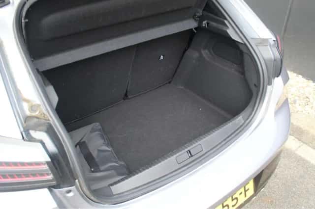 Peugeot 208 (2025) thumbnail 5