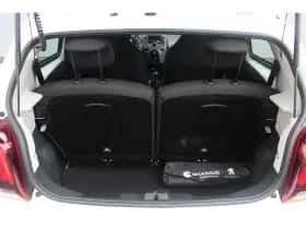 Peugeot 108 (2021) thumbnail 12