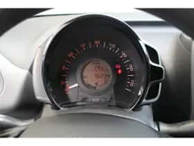 Peugeot 108 (2021) thumbnail 13