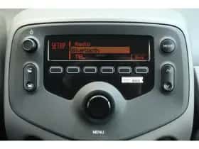 Peugeot 108 (2021) thumbnail 19