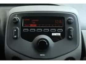 Peugeot 108 (2021) thumbnail 24