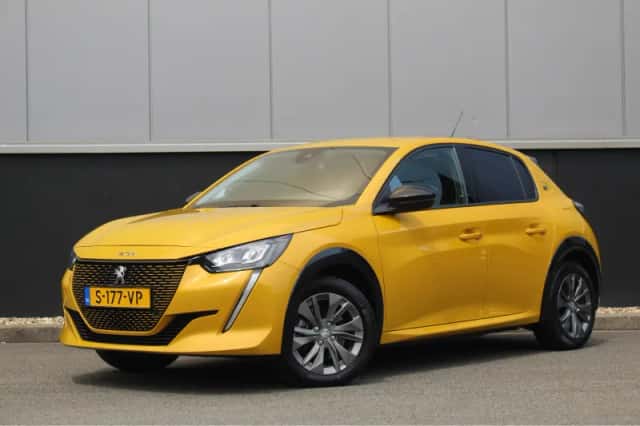 Peugeot e-208 (2023) thumbnail 1