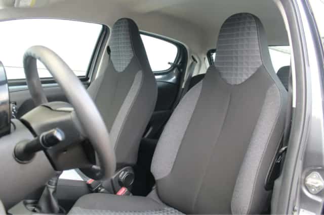 Peugeot 108 (2022) thumbnail 2