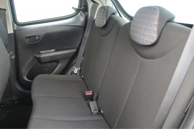 Peugeot 108 (2022) thumbnail 3