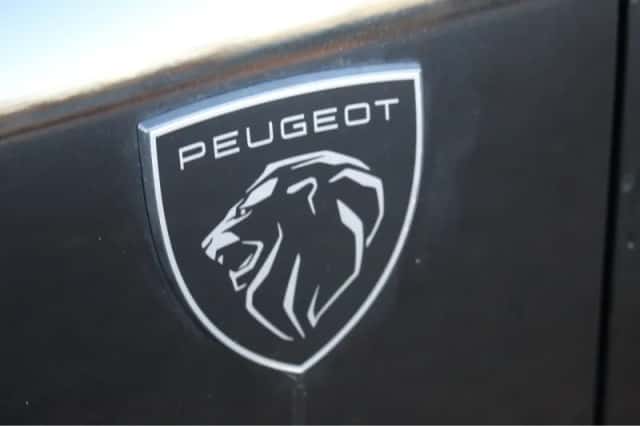 Peugeot e-308 (2025) thumbnail 6