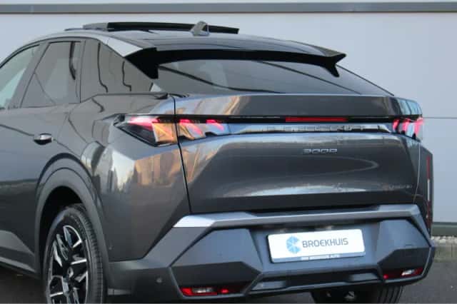Peugeot 3008 (2025) thumbnail 3