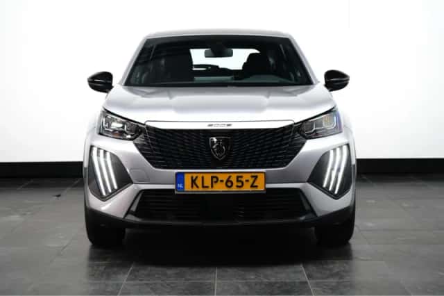 Peugeot 2008 (2025) thumbnail 5