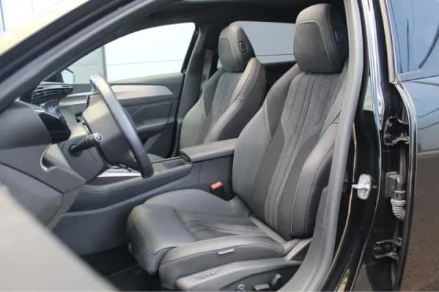 Peugeot 308 (2023) thumbnail 4