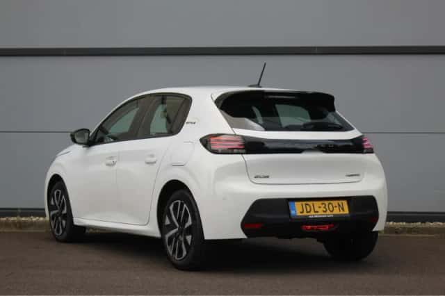 Peugeot 208 (2025) thumbnail 6