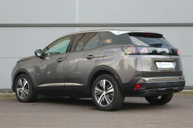Peugeot 3008 (2024) thumbnail 6